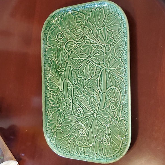 Very Rare Vintage Portuguese Bordallo Pinheiro Green Ivy serving plater Lattice - Picture 2 of 10